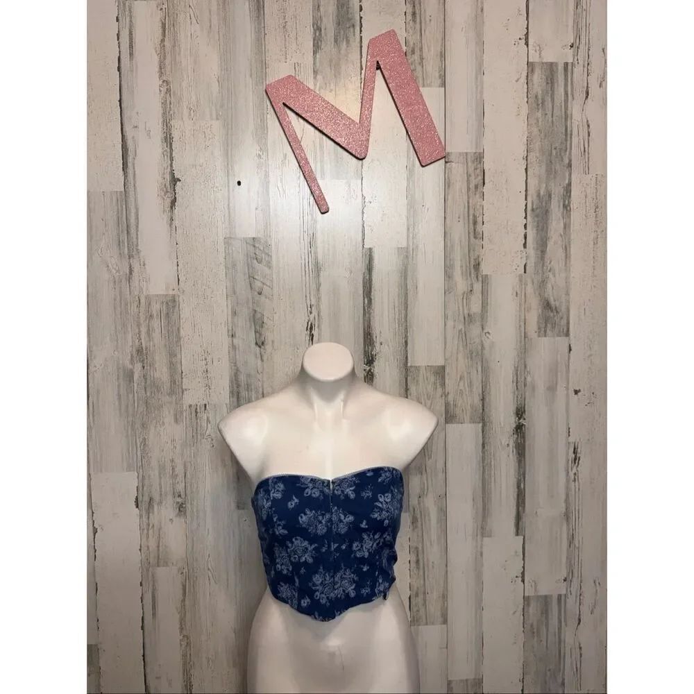 Forever 21 Blue Floral Strapless Smocked Tube Top – Size M